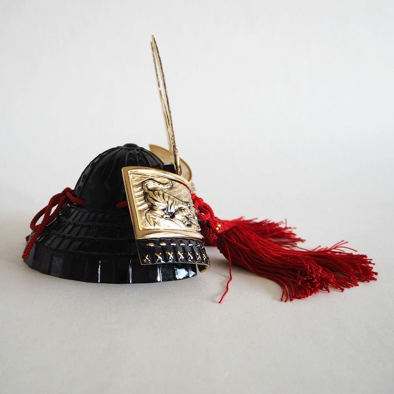 戦国武将兜 徳川家康公 座布団付 名入れ札付｜和食器通販｜織部 Online