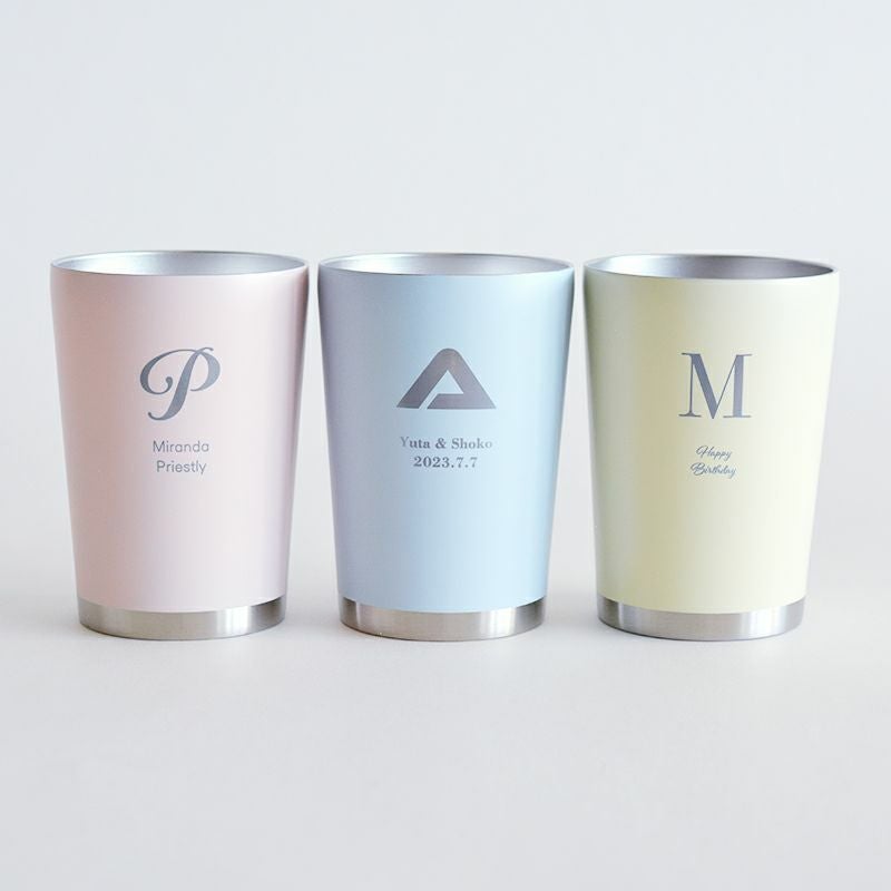 イニシャル3種類をいれたイメージです（ピンクは文字見本です）