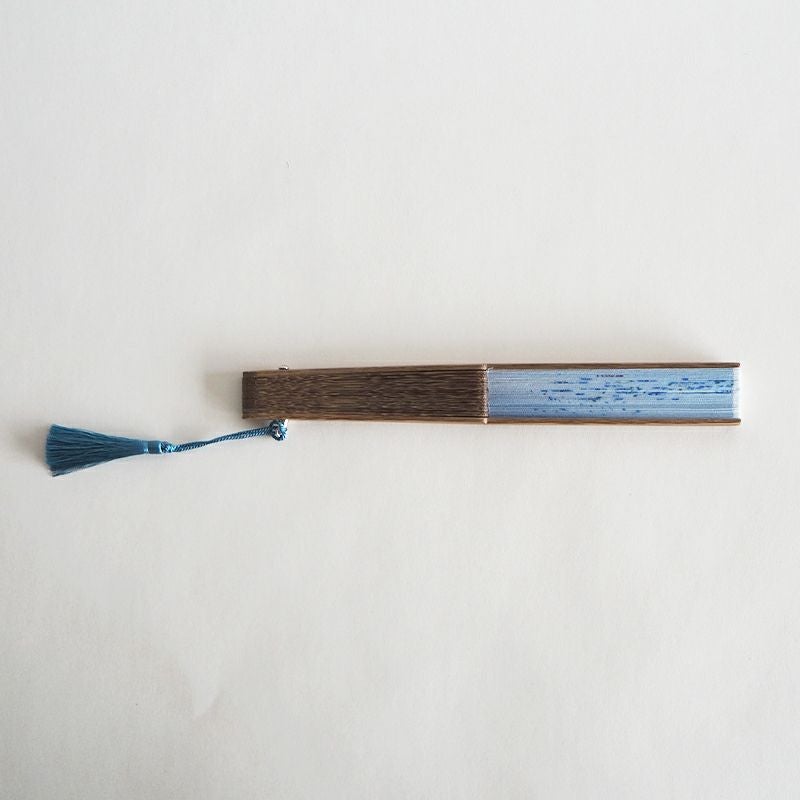 シンプルで持ちやすい形状です