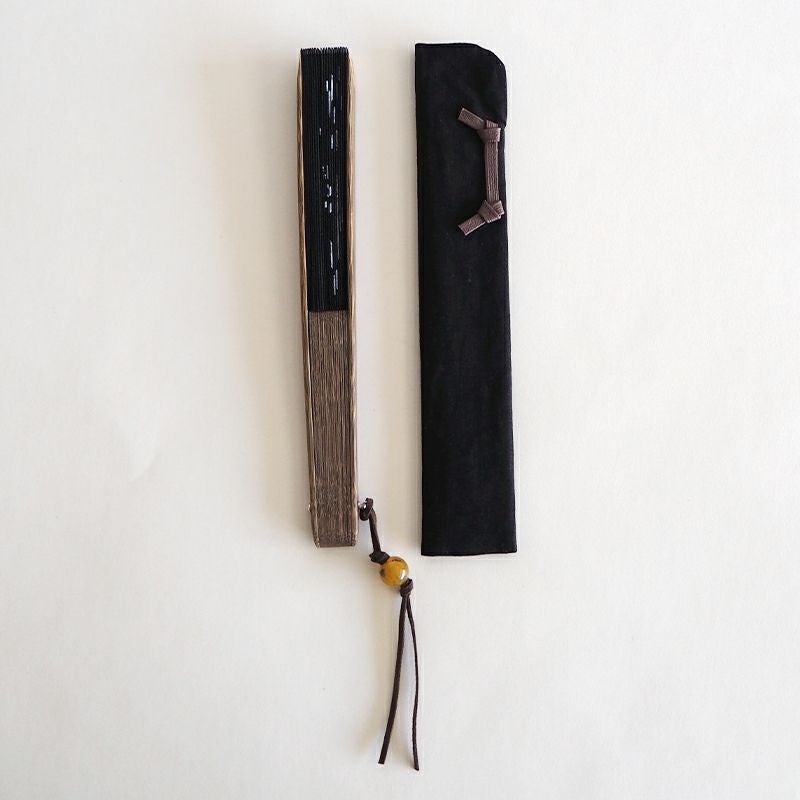 柔らかい綿麻の扇子袋はシンプルでおしゃれです