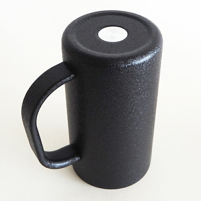 安定感のある形状です