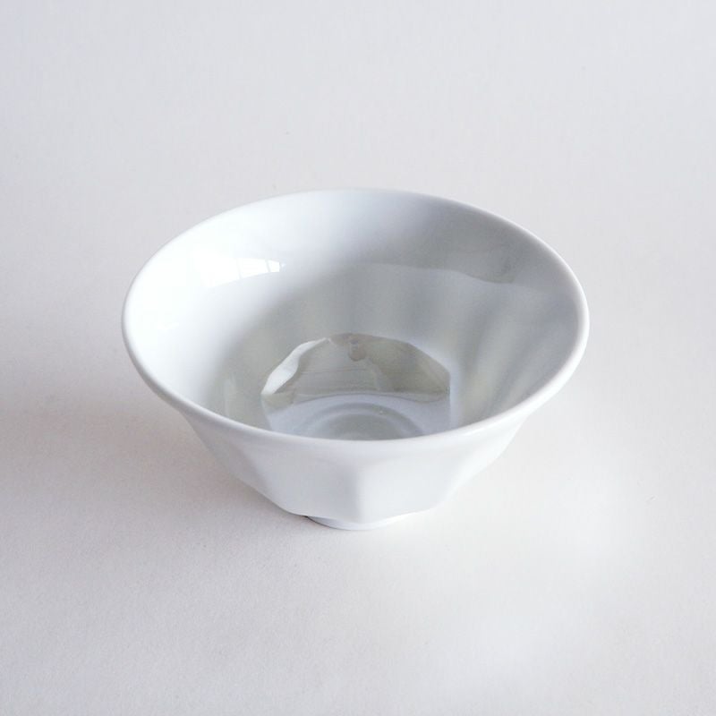 シンプルで飽きの来ないデザインです