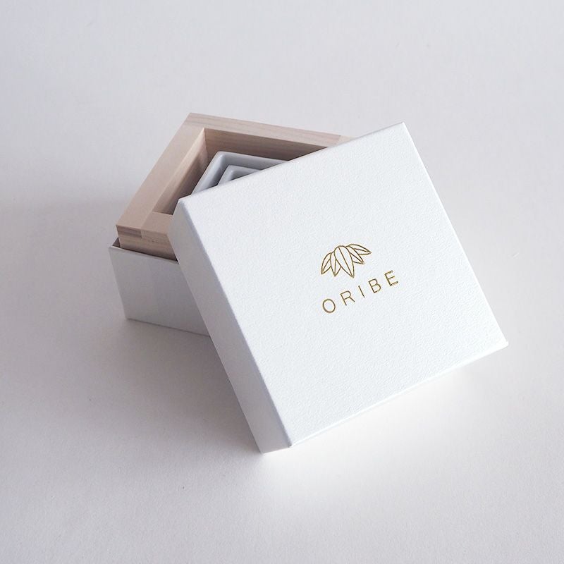 化粧箱付で贈り物にもおすすめです