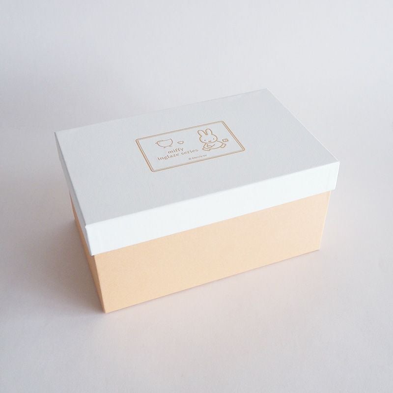 オリジナルボックス入りで贈り物にぴったりです