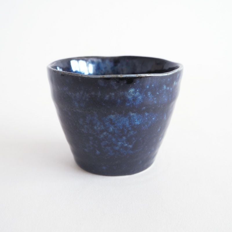 窯変による釉薬の変化が美しい