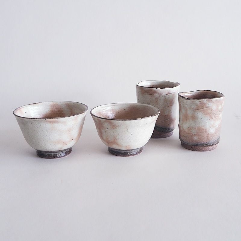 粉引組茶碗もございます