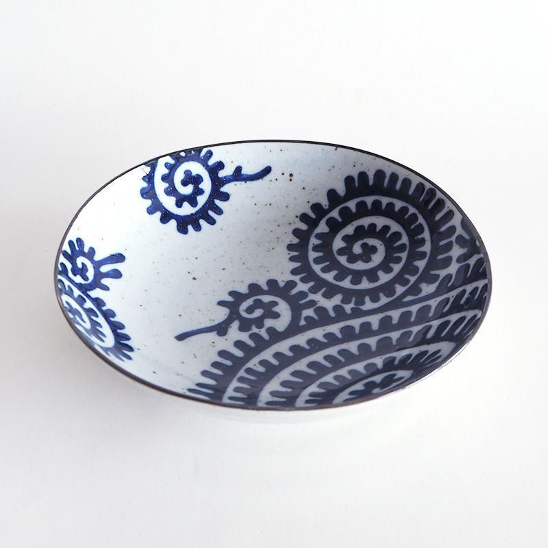 昔から縁起のよい紋様とされているタコ唐草