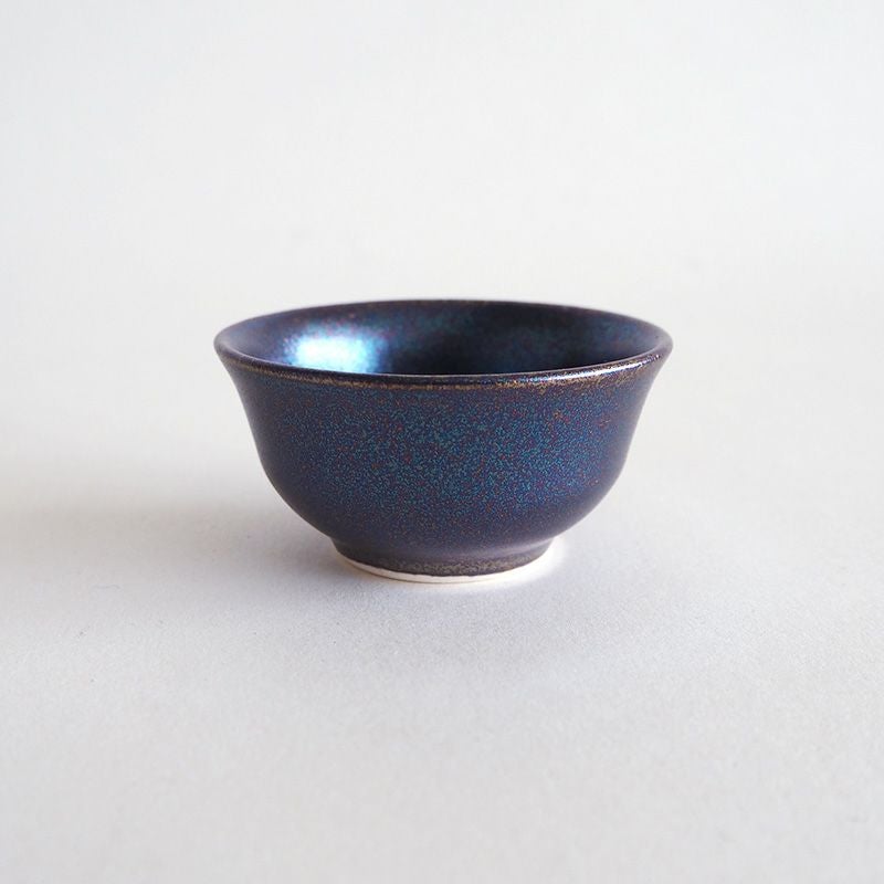 窯変で変わる色合いが趣を感じさせます