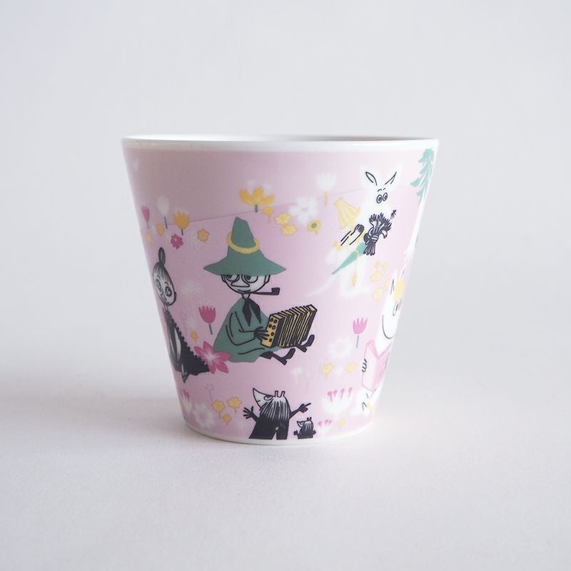 ムーミン谷の春をイメージしたマグです