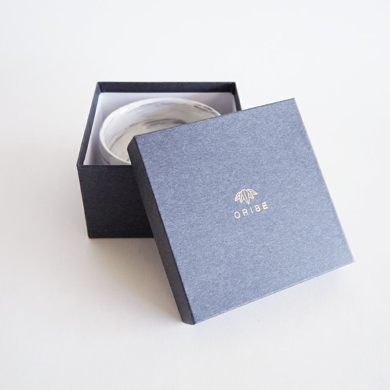 化粧箱に収められ贈り物におすすめです