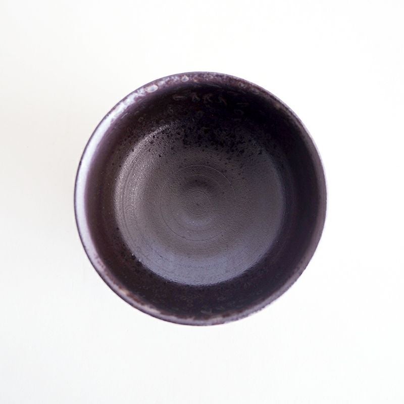 重厚な風合いが趣深いうつわです