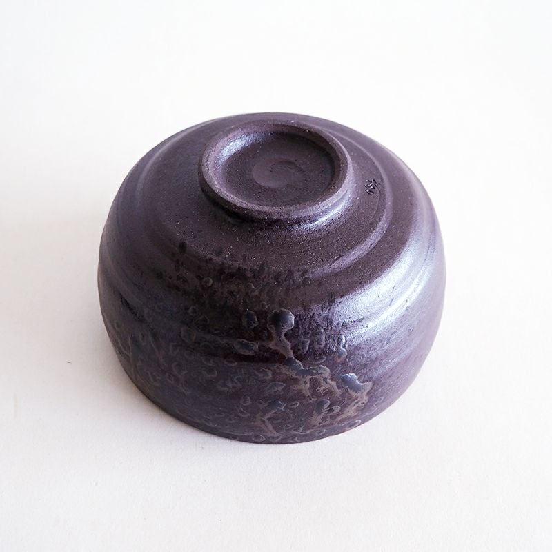 高台は素焼き状になっています