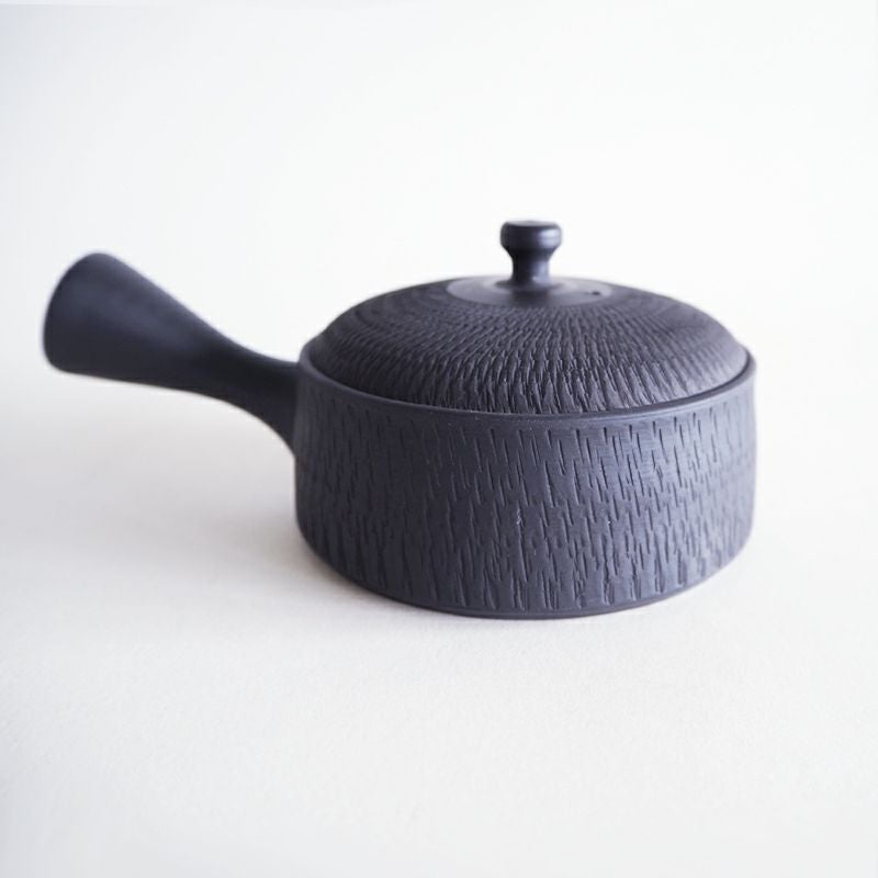 茶葉を開かせやすい形状です