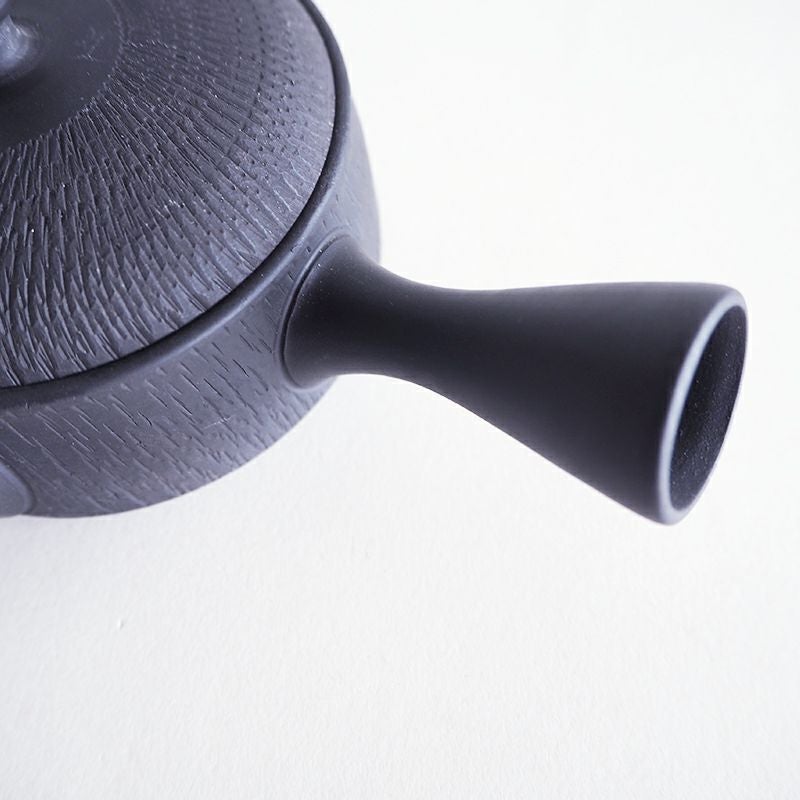 オーソドックスな横手の急須