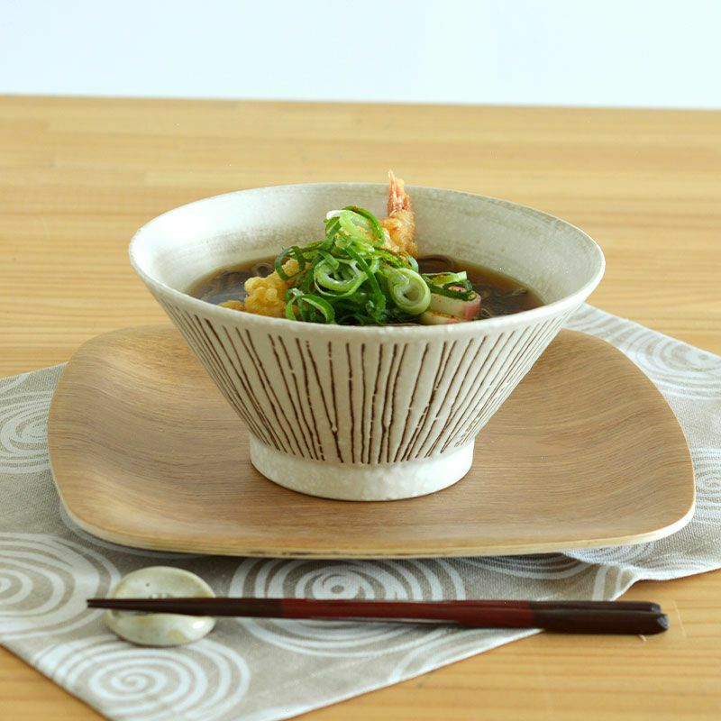 十草彫り丼 白｜和食器通販｜織部 Online Store【公式】