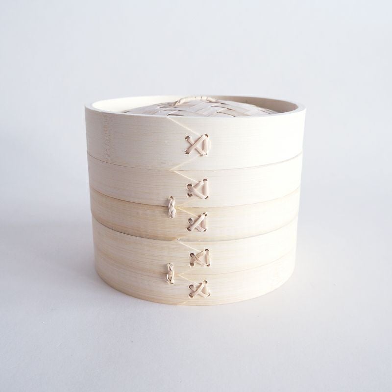 水分の吸収など天然素材の特性で美味しく調理できます