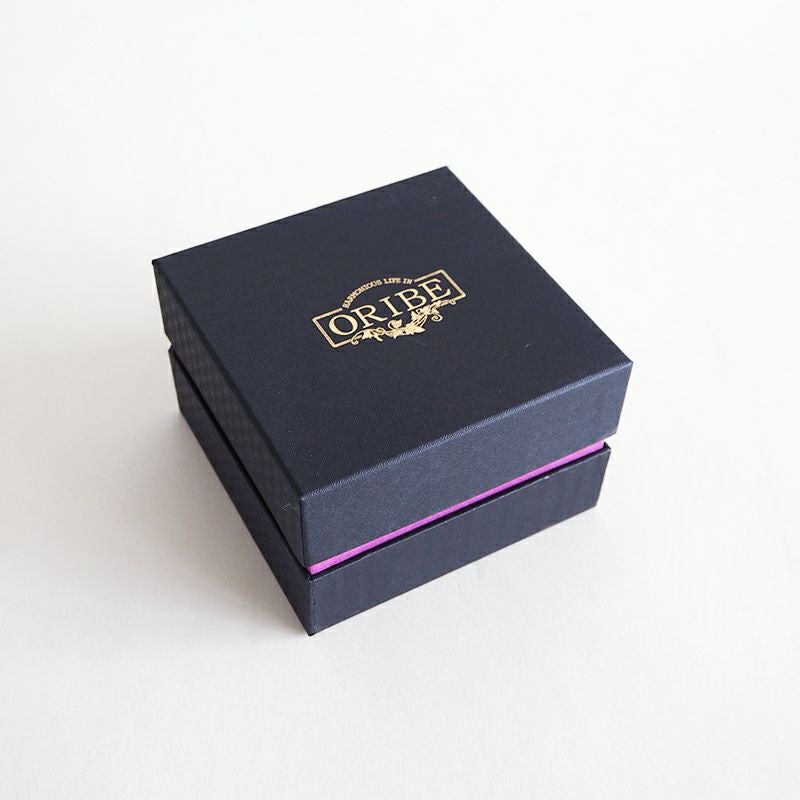 化粧箱入りで贈り物にもおすすめです