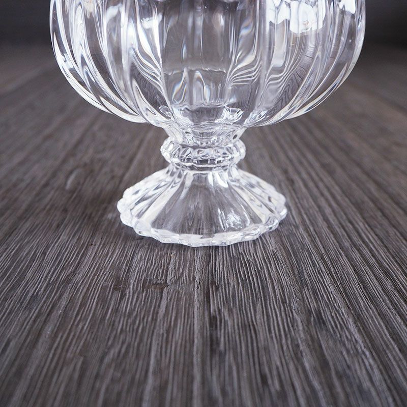 クラシカルな足がステムグラスの特徴です