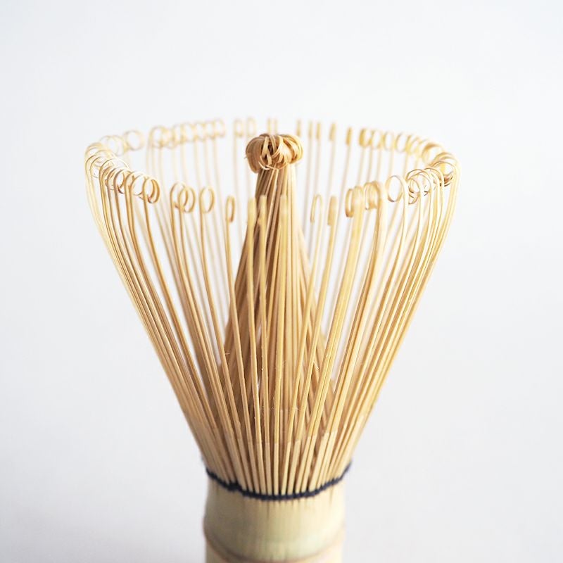 1本の竹を切り出して作られています