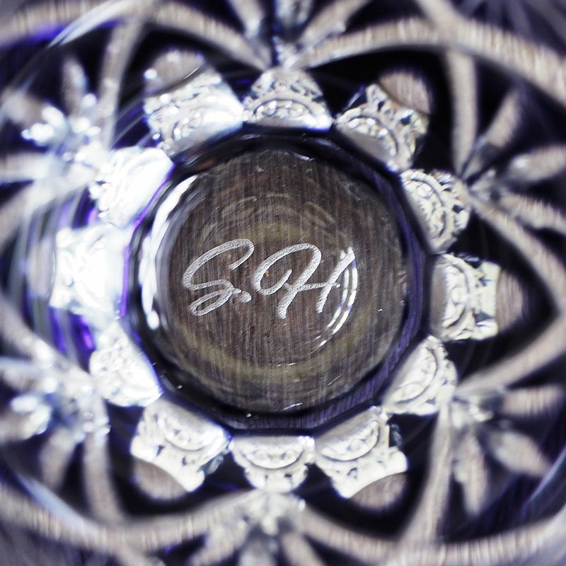 英字3の刻印例です