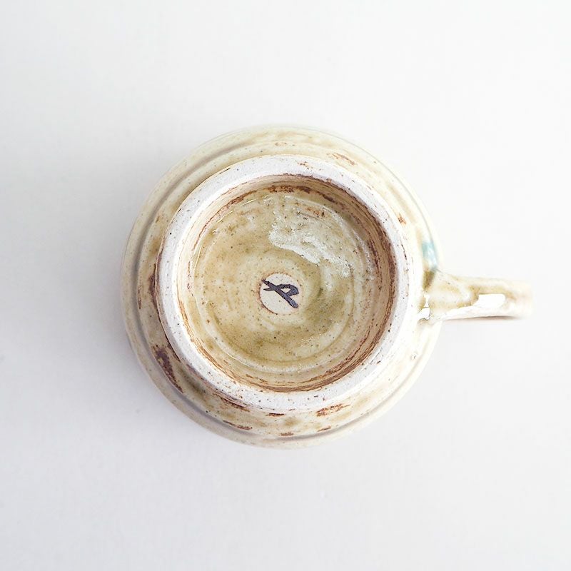 玉山窯の裏印です