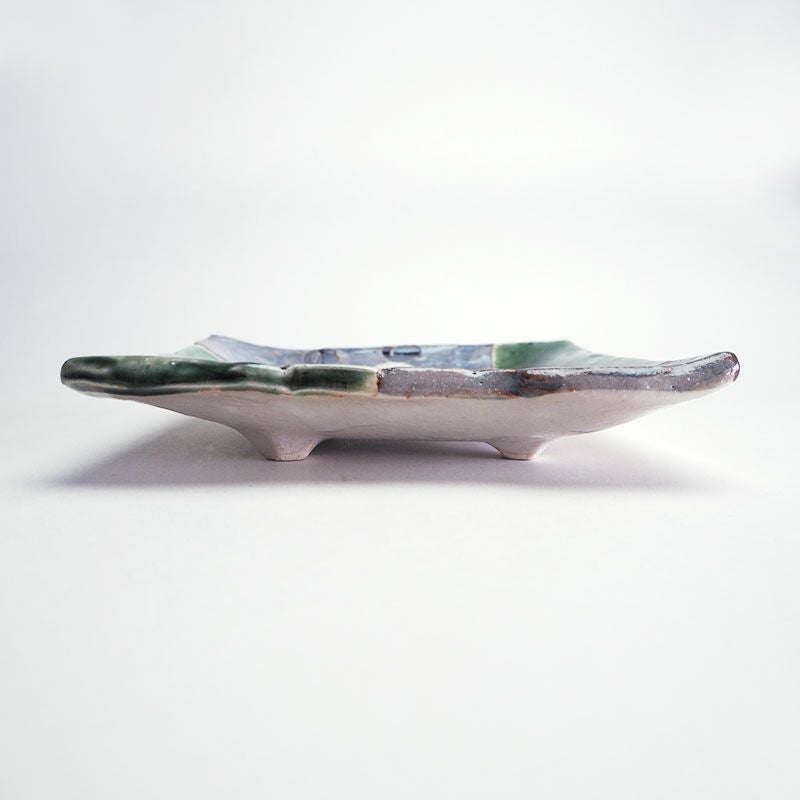 織部椿文角皿 17cm｜和食器通販｜織部 Online Store【公式】