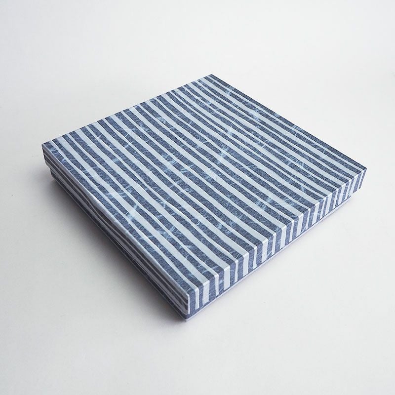 化粧箱付で贈り物にもおすすめです