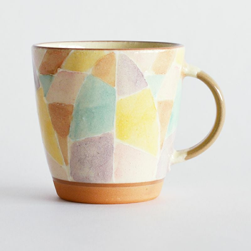 クラフト感のあるやさしい色合い