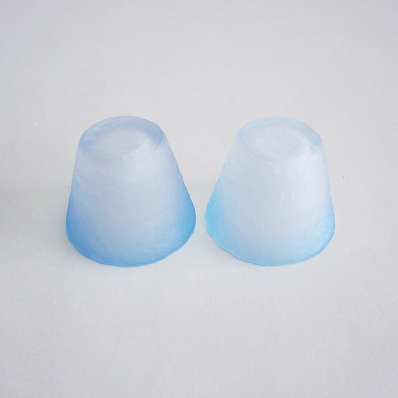 霧がかった表情がより冷たさを感じさせます