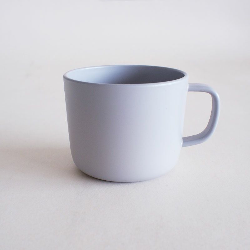 ウレタン（抗菌塗装）で安全にお使いいただけます