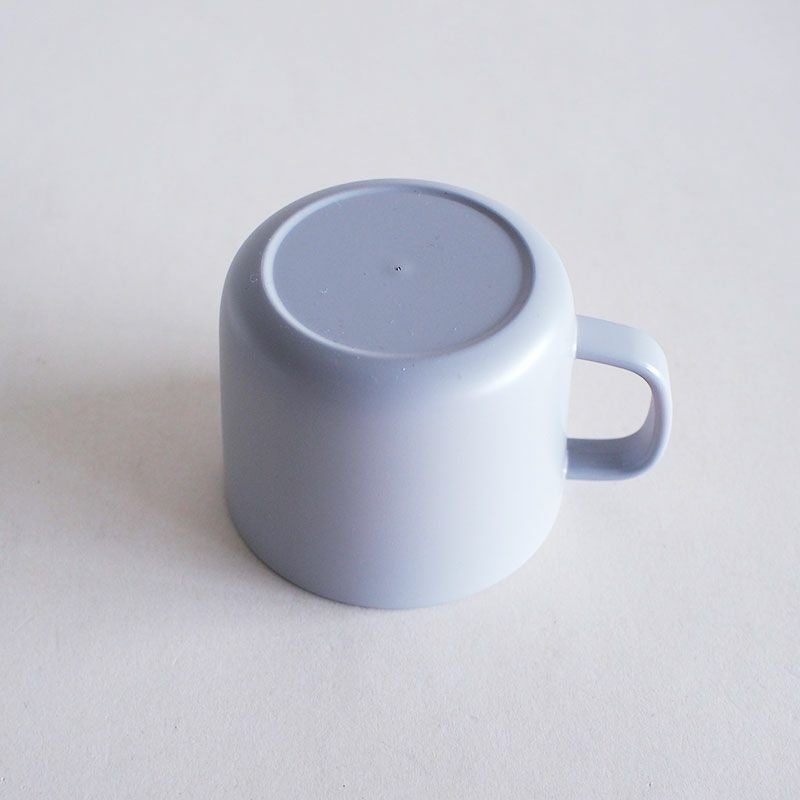 軽くて丈夫なのでお子さまが安全に使えます