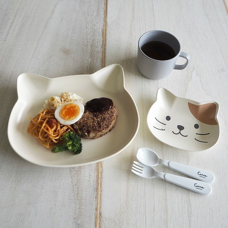 おやつから食事までワンプレートで盛り付けられます