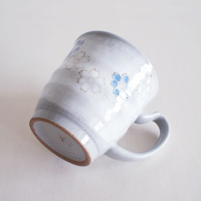 安定感のある形状です