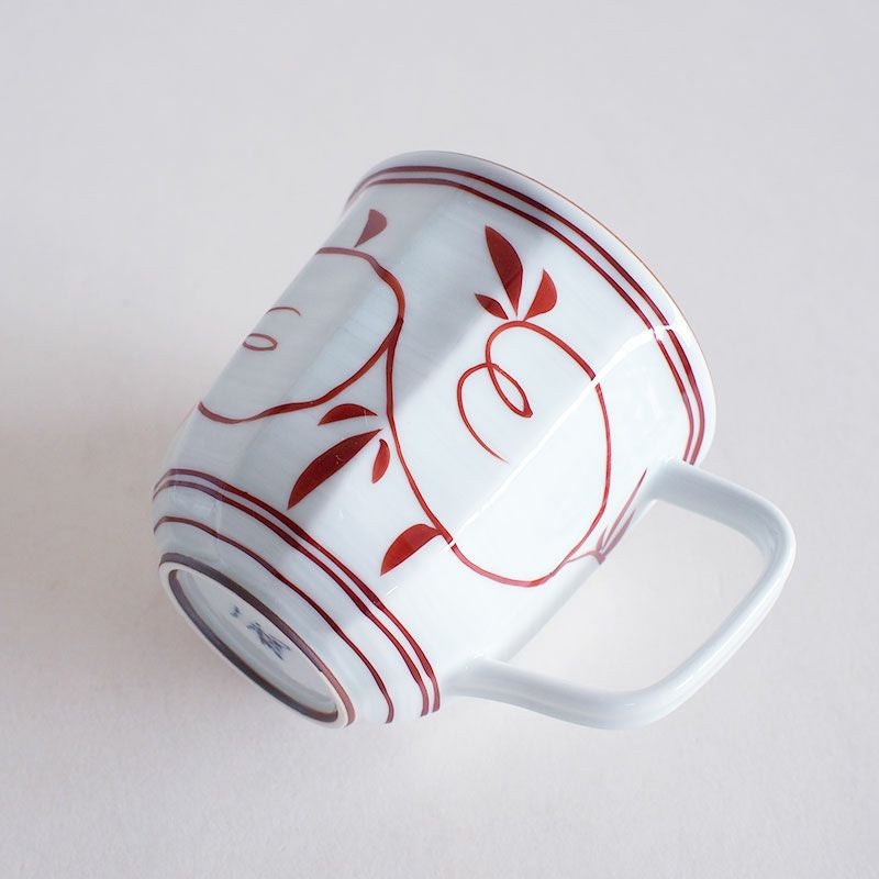 250mlの容量で使いやすいサイズ感です