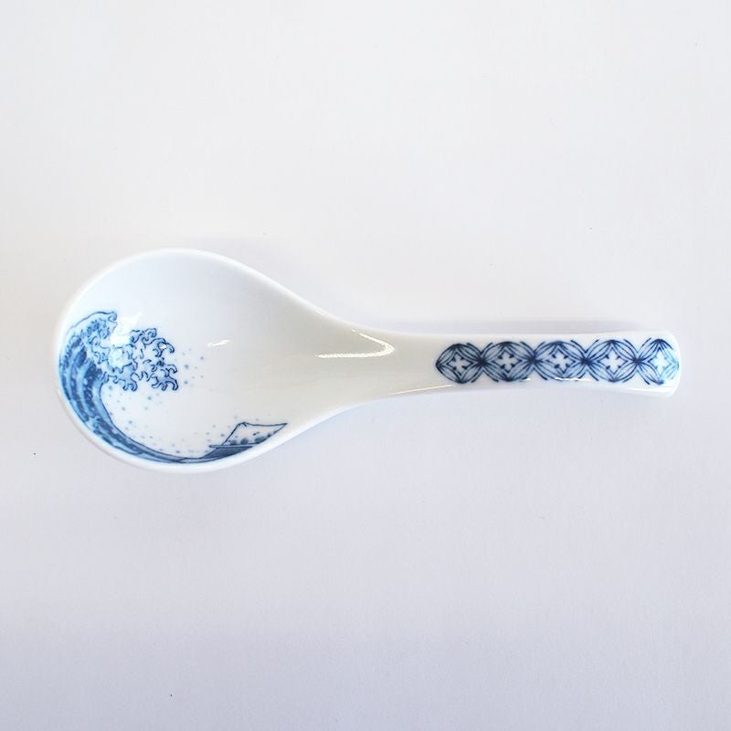 冨嶽三十六景「神奈川沖浪裏」をれんげに描きました