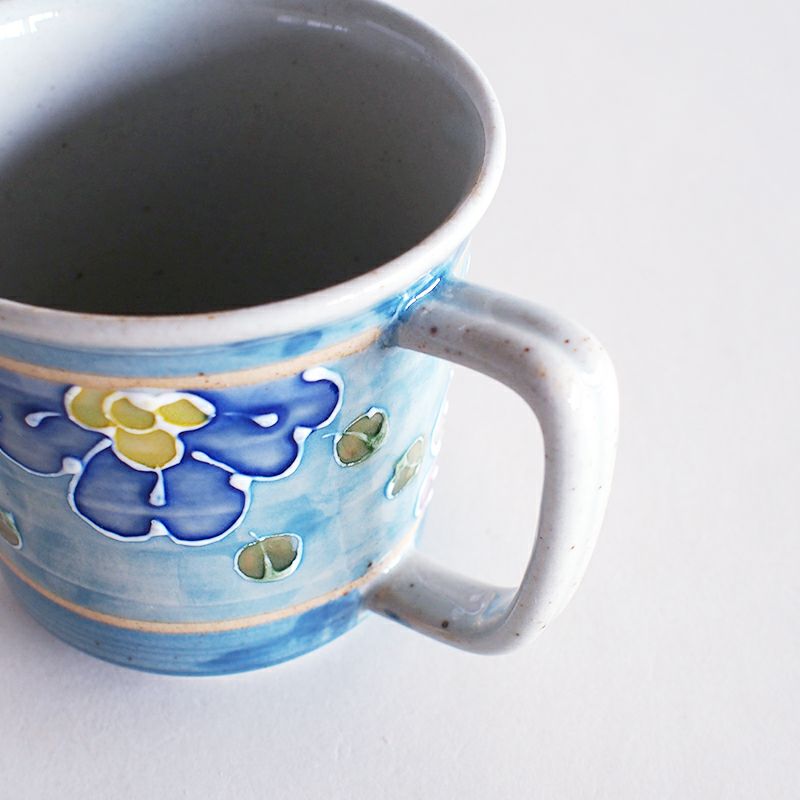 大きく握りやすいハンドルです