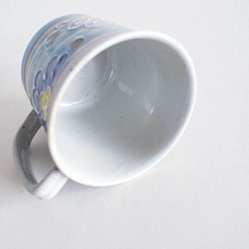 口あたりのよい口縁です