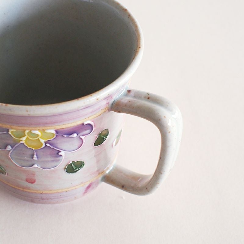 大きく握りやすいハンドルです