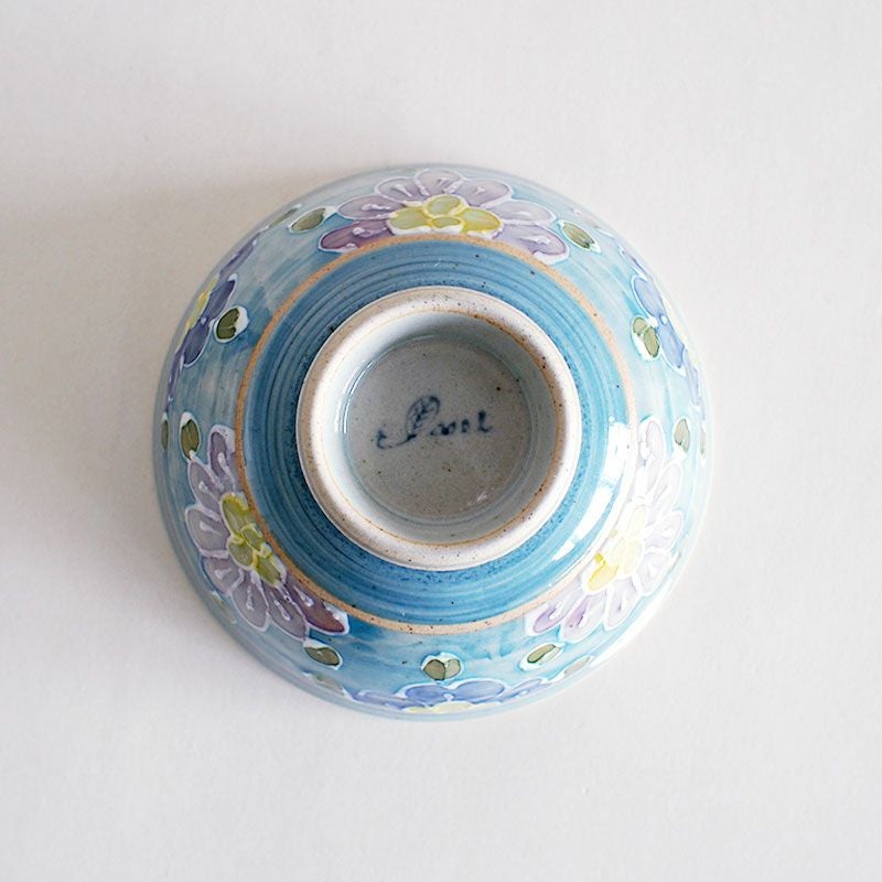 窯元の裏印が入ります