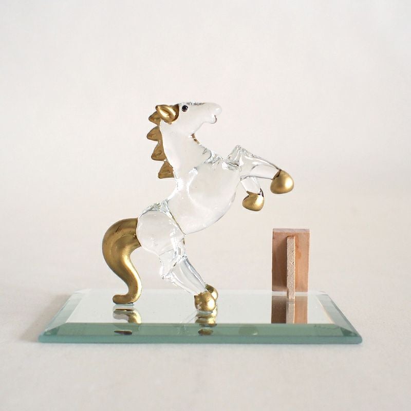 午年は、挑戦や飛躍のチャンスに恵まれる年と言われています