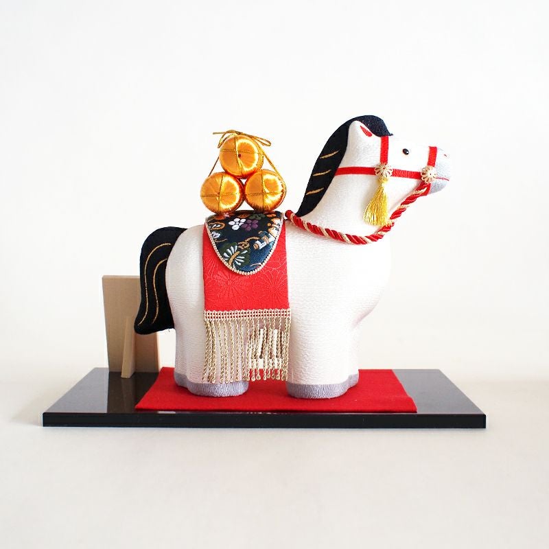 午年は、挑戦や飛躍のチャンスに恵まれる年と言われています