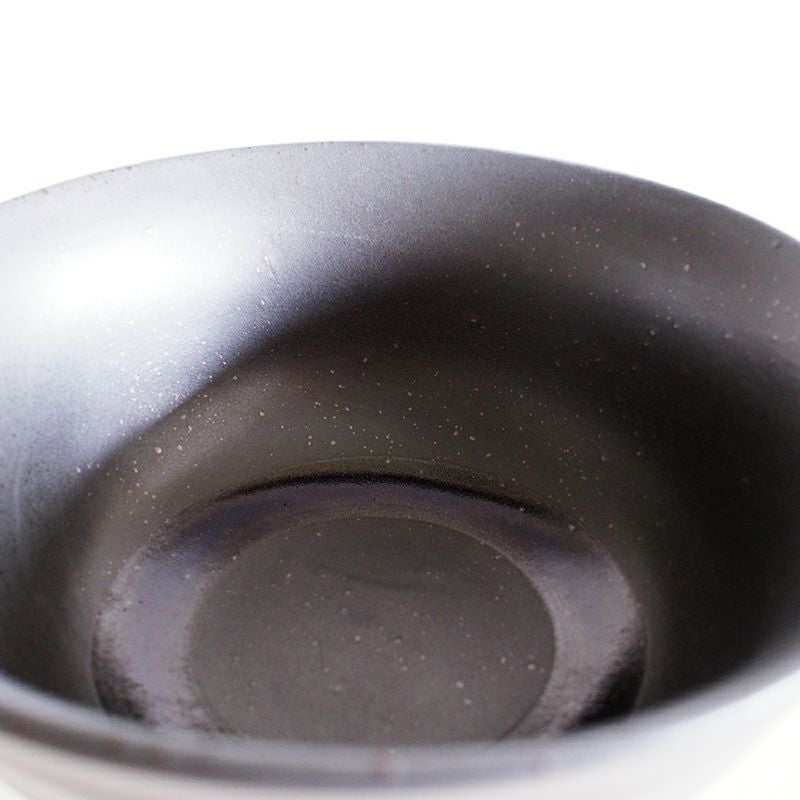 マットな黒が料理を引き立てます