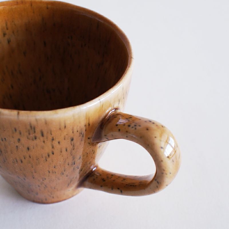 大きく持ちやすいハンドルです