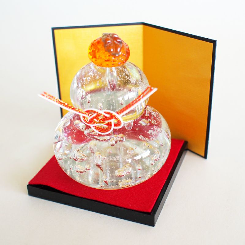 鏡餅をお供えし一年間の健康や幸せを願いましょう