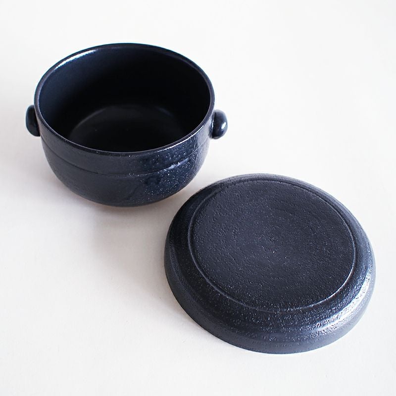 炊きすぎてもおひつに入れて冷蔵庫で保管するだけ