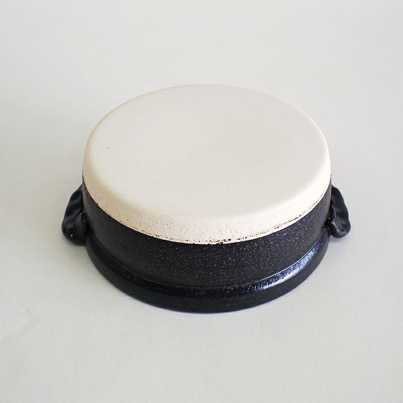 素焼き状の裏側です