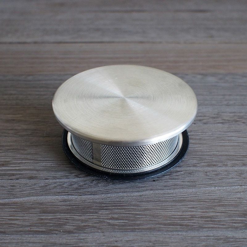 ストレーナーと一体になった蓋です