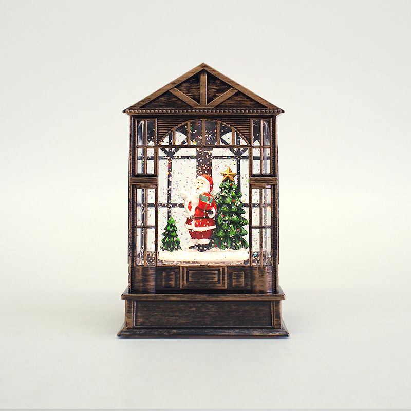 サンタが家でクリスマスの準備をしています