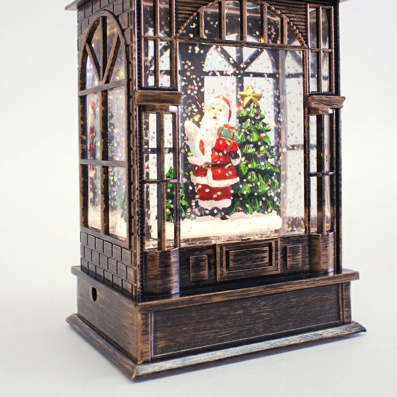 水流を起こしてドーム内のラメがキラキラと降り注いで美しく舞い上がります