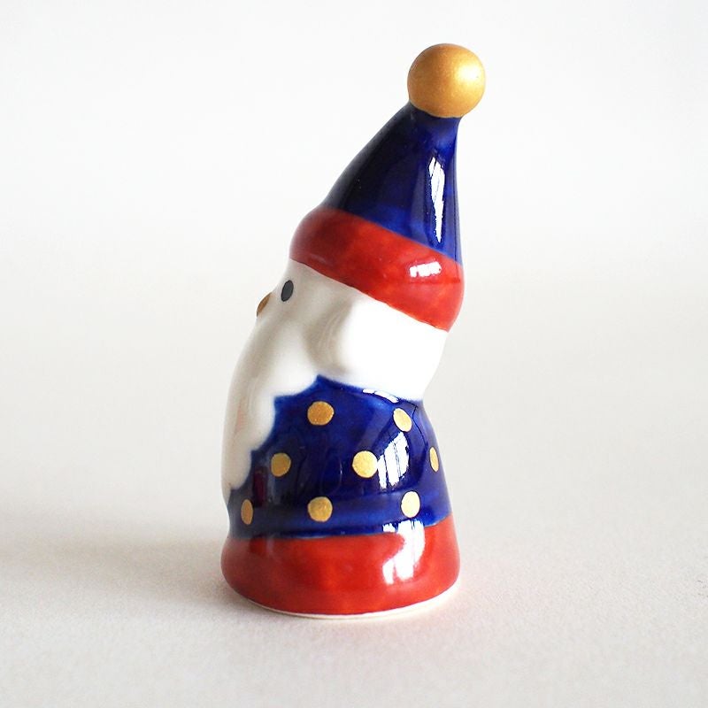 艶やかな光沢で綺麗な色合いです